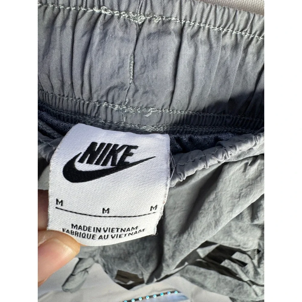 Nike Kids Sportswear Grey Crinkle Nylon Logo Shorts Size Medium Mesh Lined